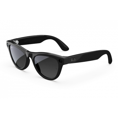 Ray Ban Meta Slkyler smart glasses, with glossy frame, and polerized lenses.